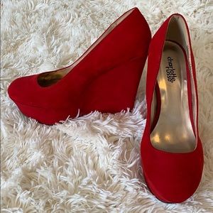 5 for $25 - Wedge Platform Heels - SZ 6